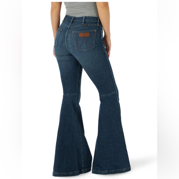 Wrangler Retro High Rise Trumpet Flare/Bell Bottom Jeans Size 26/32 - Picture 5 of 16